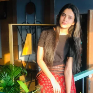 Thanuja Puttaswamy ethnic wear photo — multilingual actress from Bengaluru Karnataka India